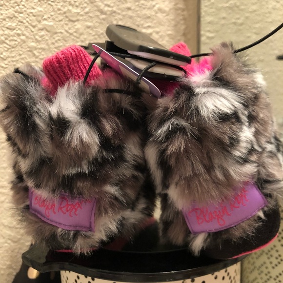 Baby boots! - Picture 3 of 4